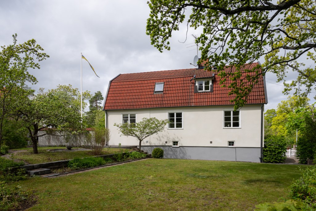 Orrstigen 12