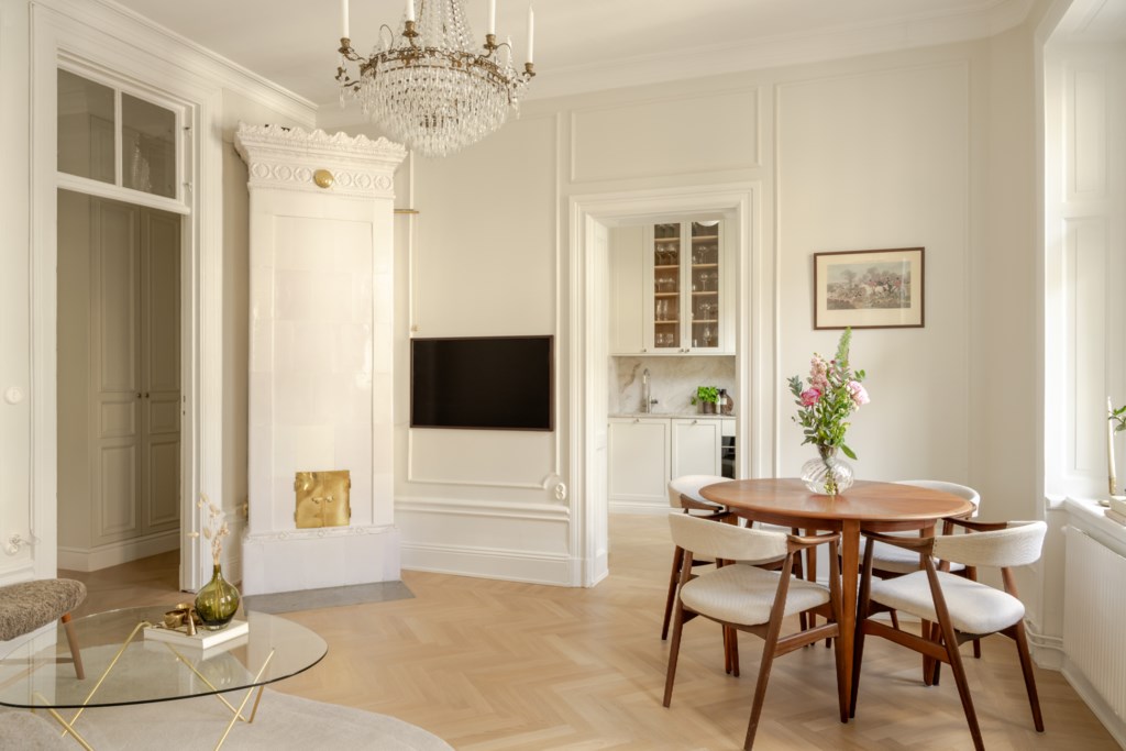 Grev Magnigatan 17, 3 tr